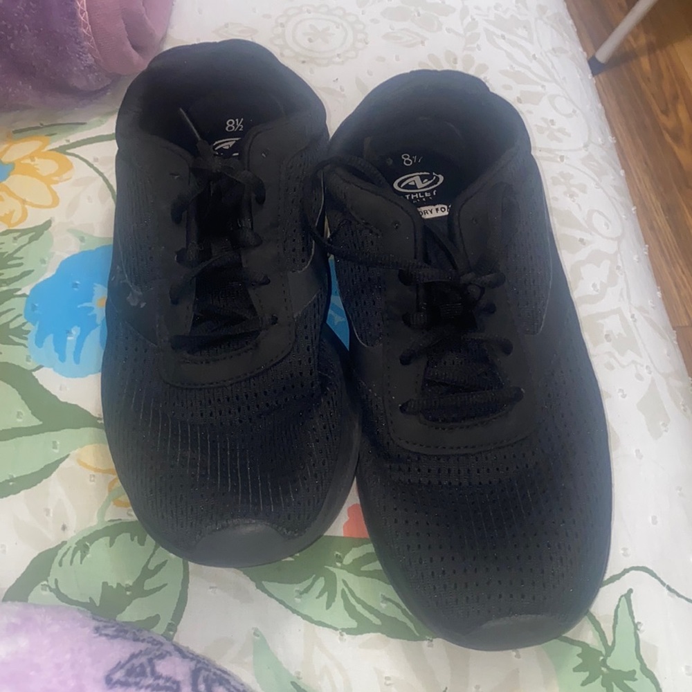 Avía shoes